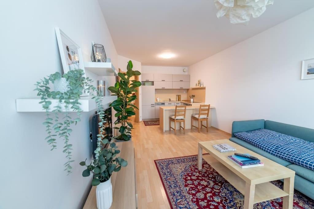 Grape Apartment Bratislava Exteriör bild